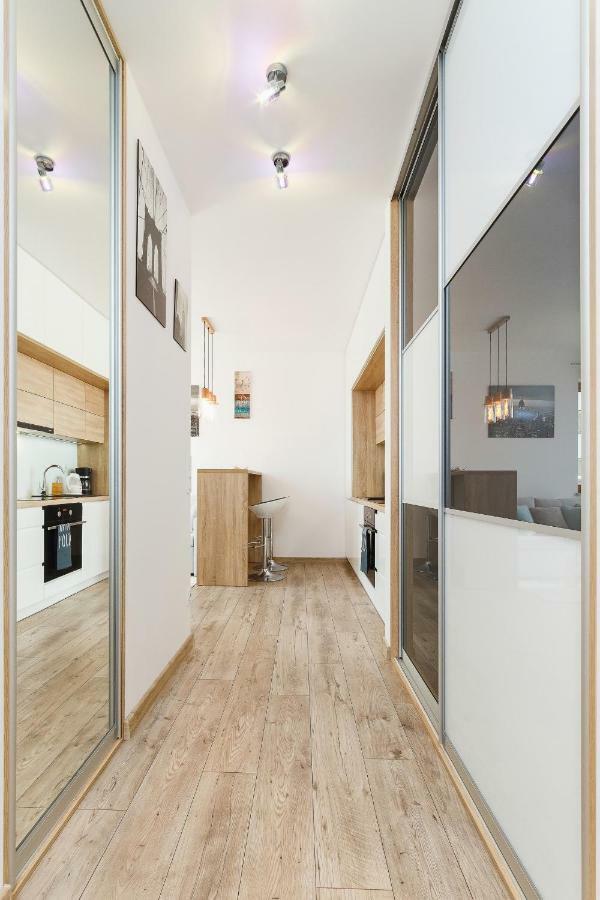 Apartment Tauron Arena Elegant Dabska By Renters Krakau